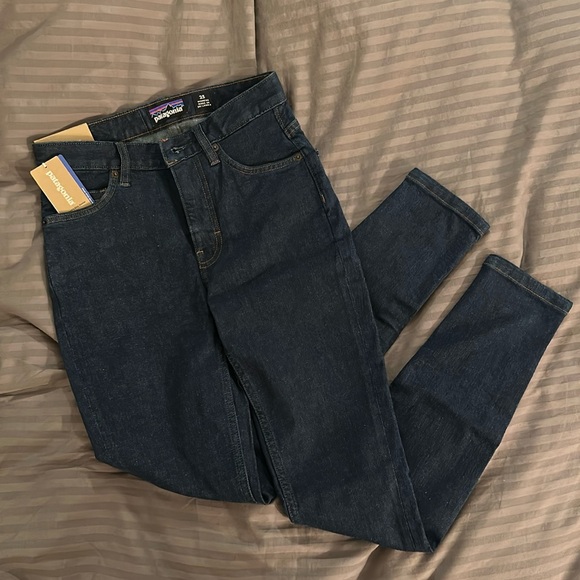 NWT Women’s Patagonia slim jeans (25x29) - Picture 2 of 5